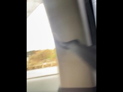 彼女とドライブ中に人気のない海沿いでカーセックス - Screenshot 2 of 16 - Japanese