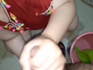 صاوبت ليها الحوية عجبها و بقات حتى جابت 💦 راسها