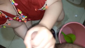 صاوبت ليها الحوية عجبها و بقات حتى جابت 💦 راسها