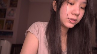 Teen Girl Gets In Bed With Old Man - Cute Asian Girl ASMR - 1 Kings 1-2