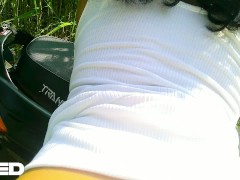 PEACH EBONY MILF PUBLIC SOLO FEMALE OUTSIDE BIKE TRAIL