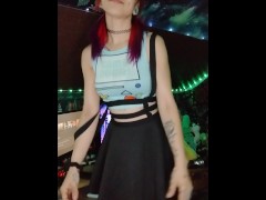 Panties Off Gamer Girl - Screenshot 3 of 16 - No Panties