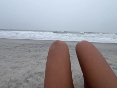 nude beach flashing squirting pussy - Screenshot 4 of 16 - Public Pissing