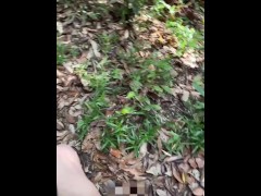 野外　露出　放尿　おしっこ　個人撮影　素人　変態　日本人