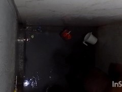 सुबह के समय बाथरूम में नहाते हुए वीर संकलन करता - Screenshot 14 of 16 - Masturbation