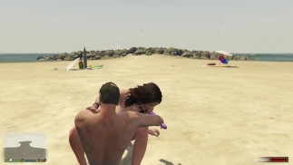 GTA 5: Amanda De Santa Cheats Husband with Best Friend Trevor Sex Blowjob on Beach