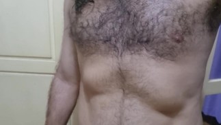 Peludo suado depois de um treino
