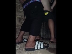 May nadaanan kami na kubo, kaya nagparaos muna sa libog.