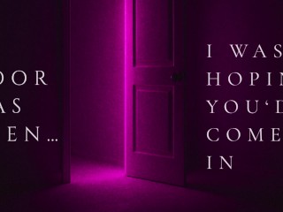 Сосед по комнате вошел, пока я стонал в постели