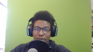 Hung Guy knallt 3 Pornostars, aber das ist Stunden her, also aktualisiert er jetzt nur den Kanal