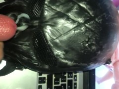 Dirty Mask - Screenshot 8 of 16 - Masturbation