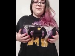 Titty Drop - Screenshot 4 of 16 - Big Tits