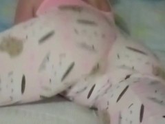 La rompí con solo dos dedos - Screenshot 1 of 16 - Innie Pussy