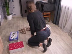 Watching Hot Mom With Panty Line Bending And Cleaning