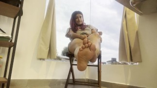 Tu es mon pied Slave - POV Foot Worship et humiliation verbale