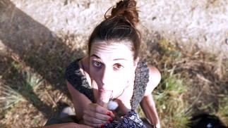 Es war nur ein Spaziergang… bis ich meine Titten zeigte und mit Sperma überzogen war - KLX