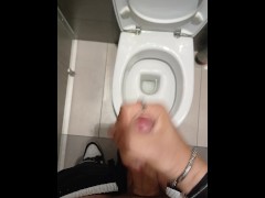 Bagno centro commerciale 😈😏😏