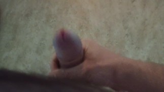 Кончаю на пол