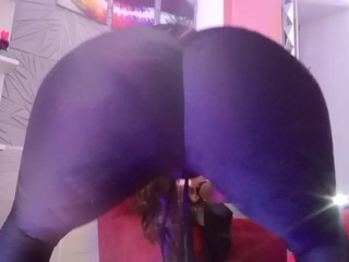 Мы играем с моей новой игрушкой