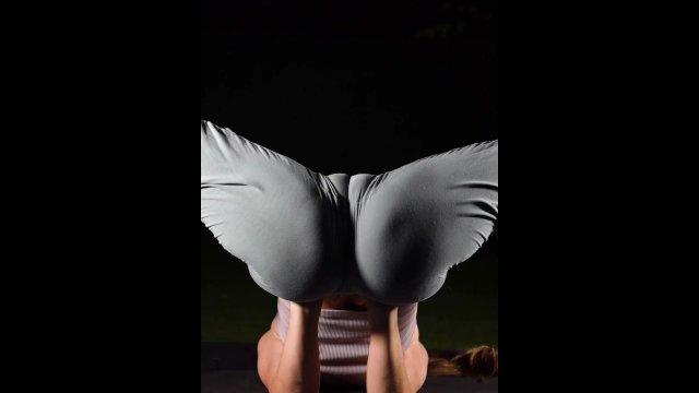 ¿Esta pose de Yoga te da ideas?