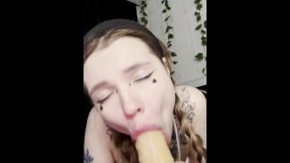 Sucking orgasm for Uncle