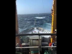 Big Waves - Screenshot 14 of 16 - Splash