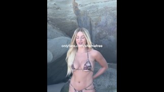 Busty Influencer’s Live Stream Gaffe Trends on Insta