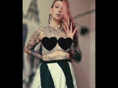 Bite me - Screenshot 10 of 16 - Sex Doll