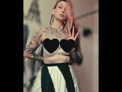 Bite me - Screenshot 9 of 16 - Tattoo