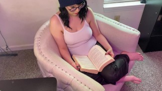 Beeil dich und komme, damit ich mein Buch beenden kann