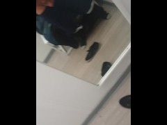 Kwik stroke in the dressingroom