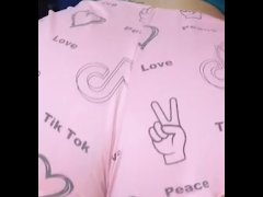 Fico excitada ao me alongar... V2 - Screenshot 14 of 16 - Blonde