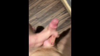 Мне нужно подключение к Grindr. Хардкорная масстурбация большим членом твинка