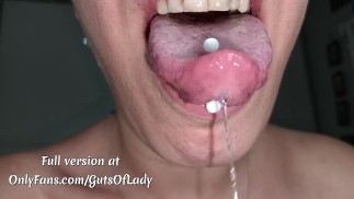 Super sloppy mouth and tongue