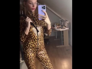 Femdom - Slave