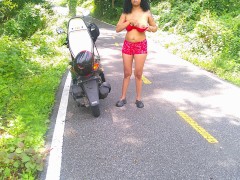 WALKING AROUND BIKE TRAL PARK NAKED SOLO FEMALE EBONY BIG TITS CAUGHT