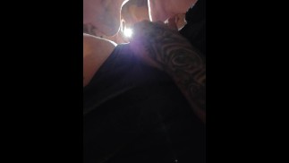 Киска такая тугая, что снимает презерватив с ручки #gorillagrip