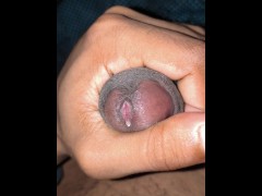 Acordei com pau durão tive que dar uma pegada nele - Screenshot 7 of 16 - Porno