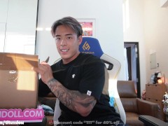 Unboxing and fucking my new toy - Screenshot 1 of 16 - Hot Asian Guy