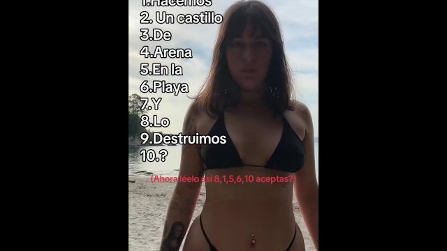 juguetona caliente