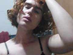 Femboy in black lingerie giving you a private show 👅🖤