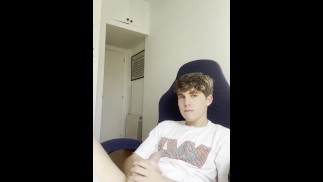 Horny Twink Gives His Cock a Slow, Wet Massage