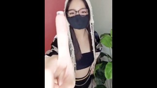 Слишком жарко для офиса, слишком мило, чтобы стрелять. Девушка🥳💋 в колготках