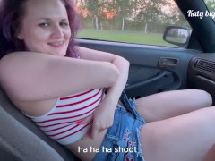 I decided to give a ride to a girl with big tits and she paid with sex - Screenshot 5 of 16 - Real Public Sex