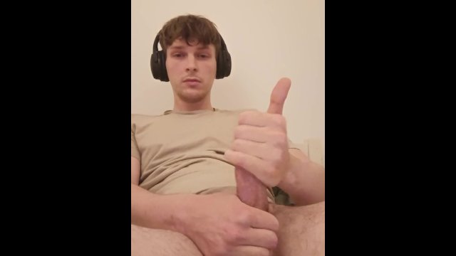 Dick so big I need to film in vertical