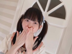🐣💕【アヘ顔】”おまんこちいさくてごめんなさい🥺フェラしながら”しゅきっしゅきいっ♡”っておちんちんに媚びてばっかりの変態アイドルでしゅ❣️いっぱいおてて繋いでドスケベ握手会だね？💗 - Screenshot 3 of 16 - 個人撮影