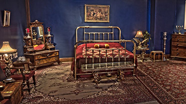 Kink Armory bedroom